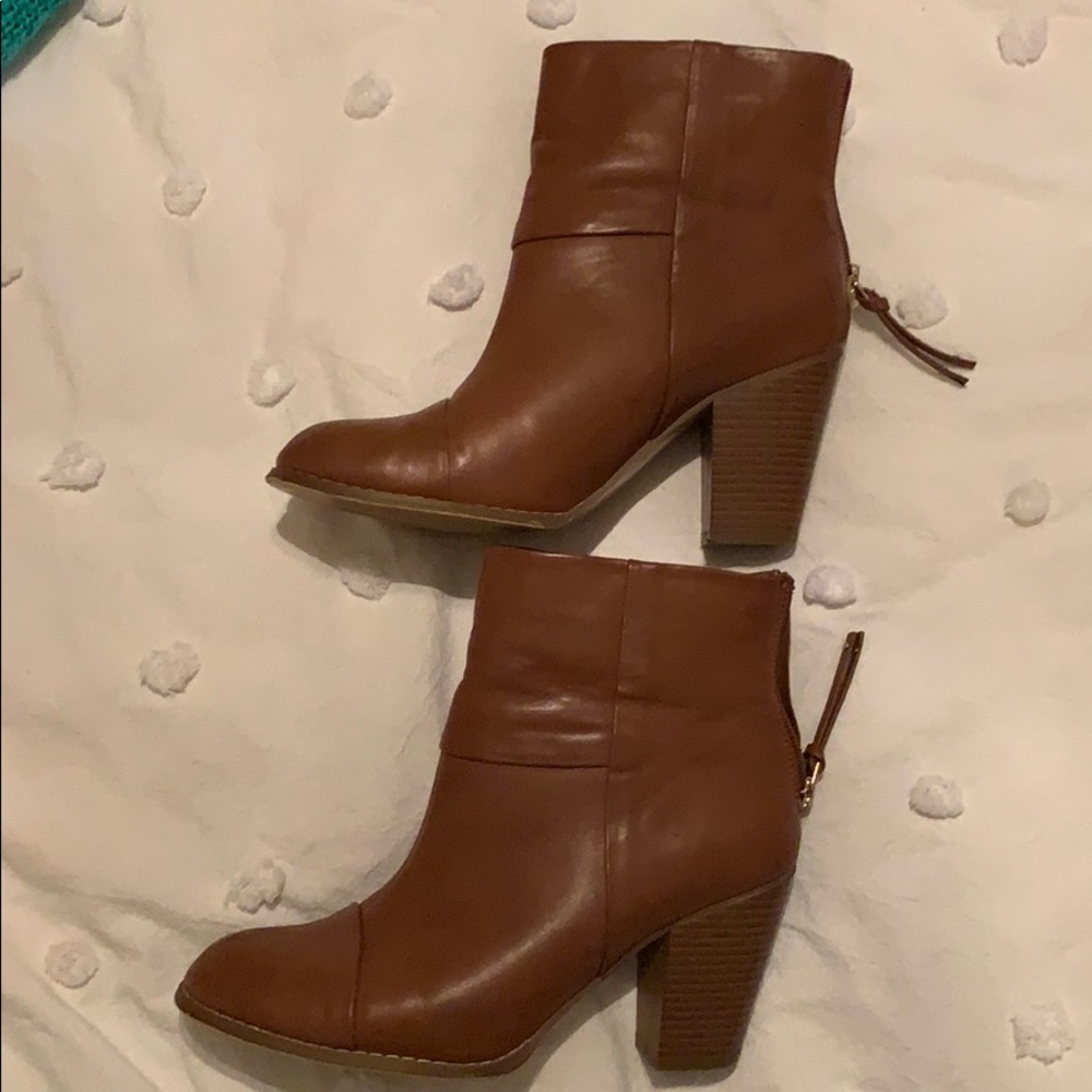 Dooballo brown booties